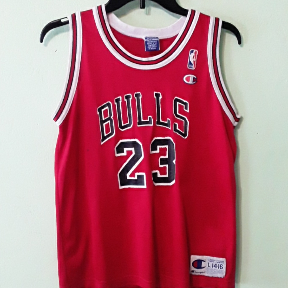 Vintage Michael Jordan #23 Chicago Bulls Jersey